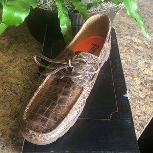 NEW Unique ladies gator leather Ferrini lace up moccasins
